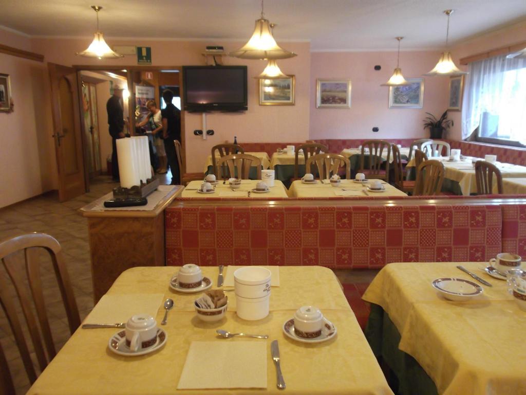 Hotel Adele Λιβίνιο Εξωτερικό φωτογραφία